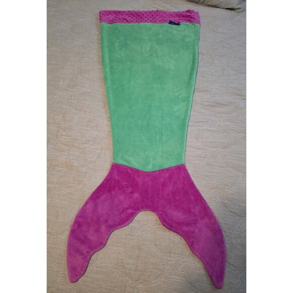 Blankie Tails Girls Purple Green Mermaid Tail - Picture 1 of 8